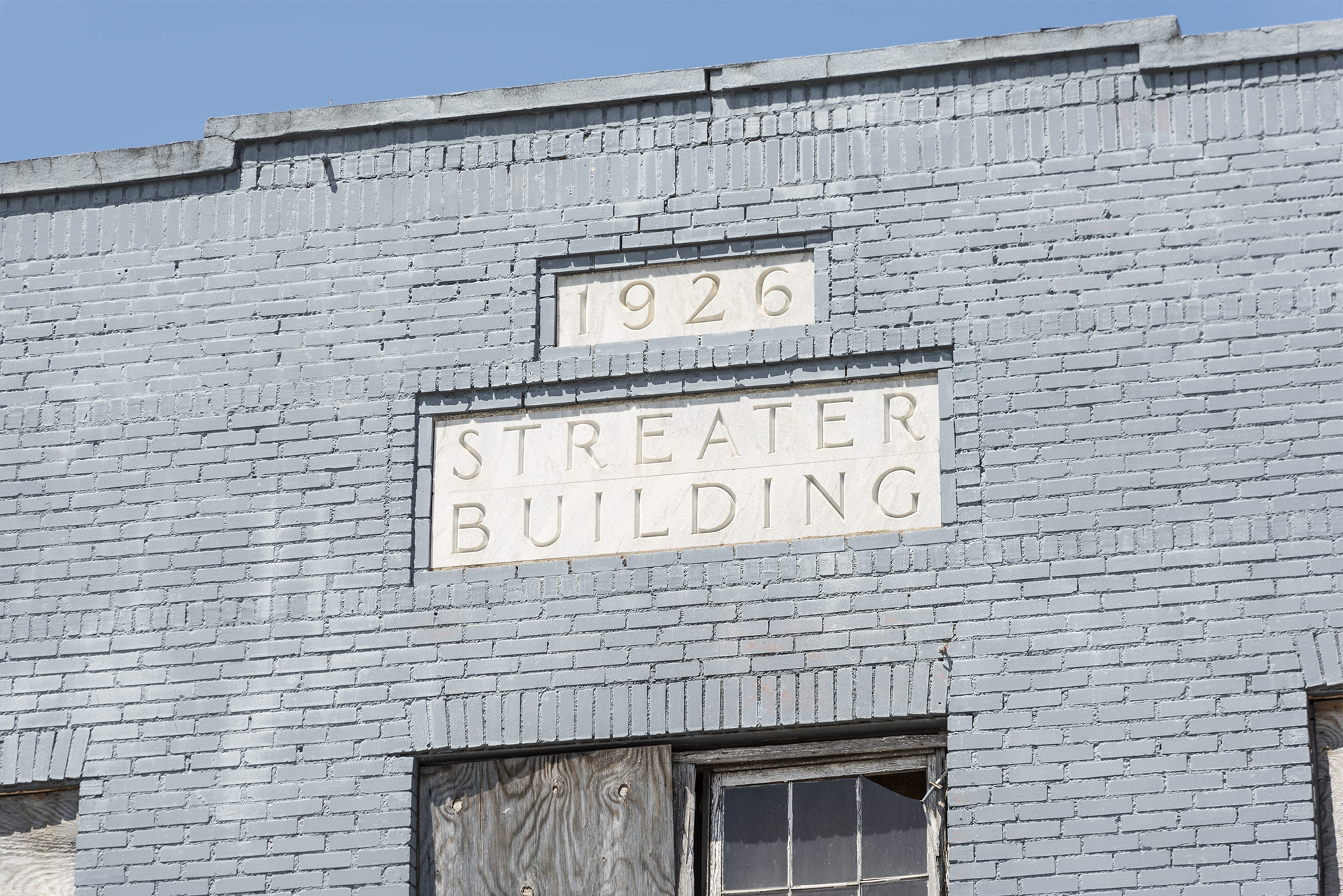 Streater Building exterior plaque